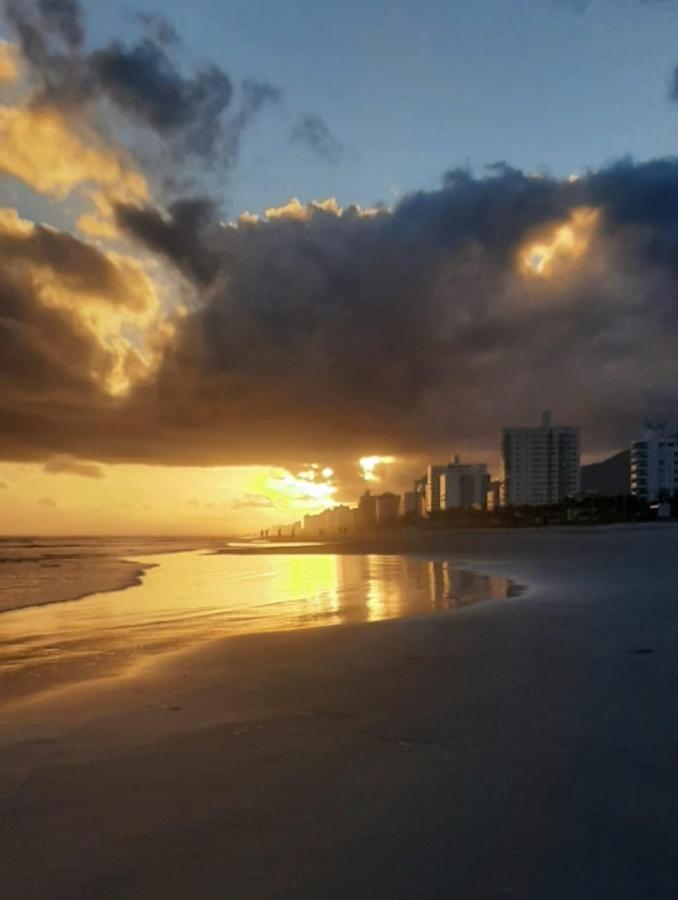 Apartamento Apto 100m Praia, 1 Dorm. Vl Mirim